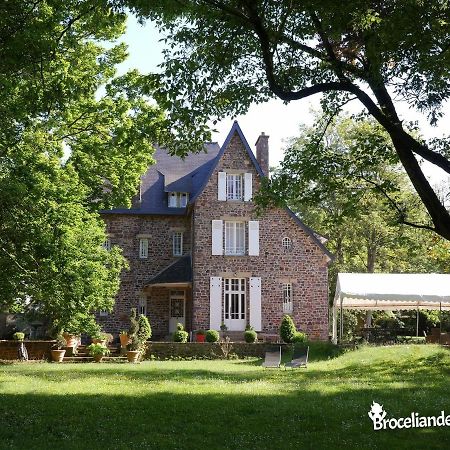 La Maison Rouge Broceliande Montauban-de-Bretagne Exteriör bild