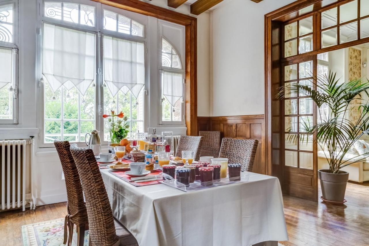 La Maison Rouge Broceliande Montauban-de-Bretagne Exteriör bild