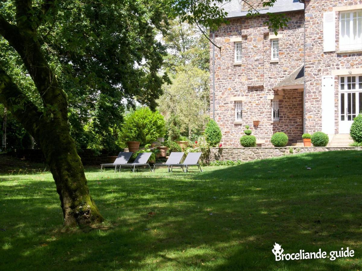 La Maison Rouge Broceliande Montauban-de-Bretagne Exteriör bild